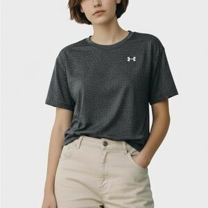 Under Armour Women's Tech Twist Short Sleeve Gray Crew T-Shirt  Loose Fit  M